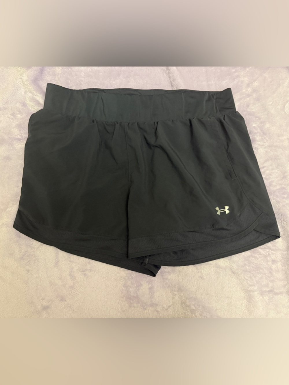 Under Armour Running Shorts ** Bundle 5+ items and name your offer!!! 💖💞